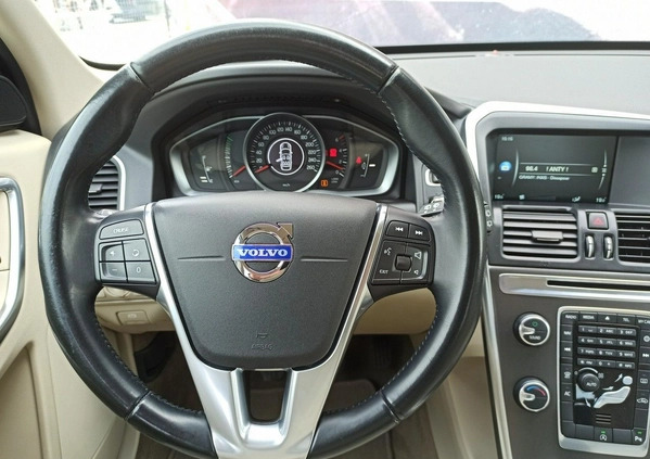 Volvo XC 60 cena 60900 przebieg: 261000, rok produkcji 2014 z Rzeszów małe 436